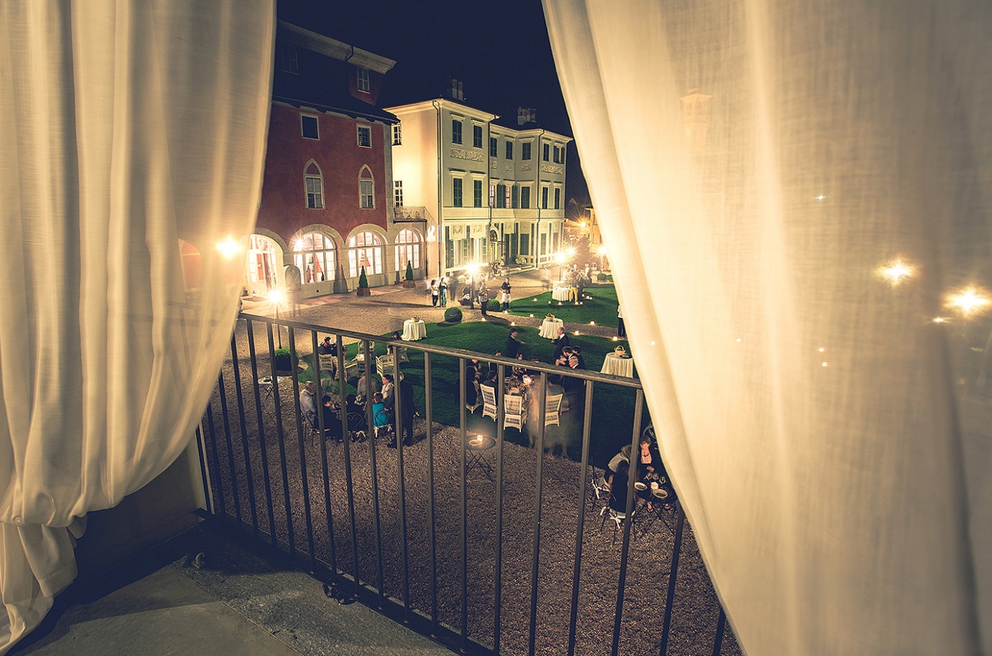 Cena di gala negli ambienti del Castello di Morozzo